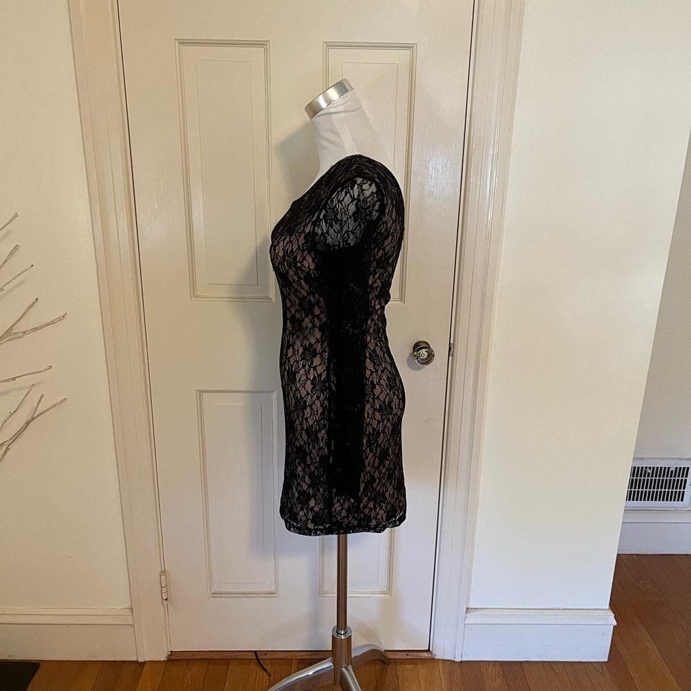 Vintage Forever 21 Asymmetrical Lace one Sleeve Top small - Picture 6 of 9